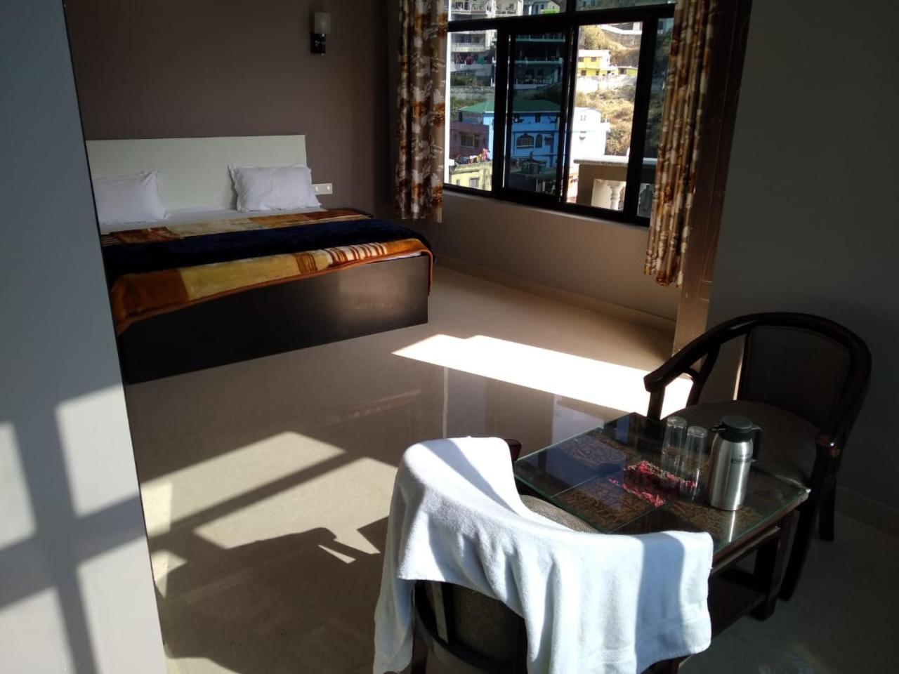 Hotel-78 Pithorāgarh Eksteriør bilde